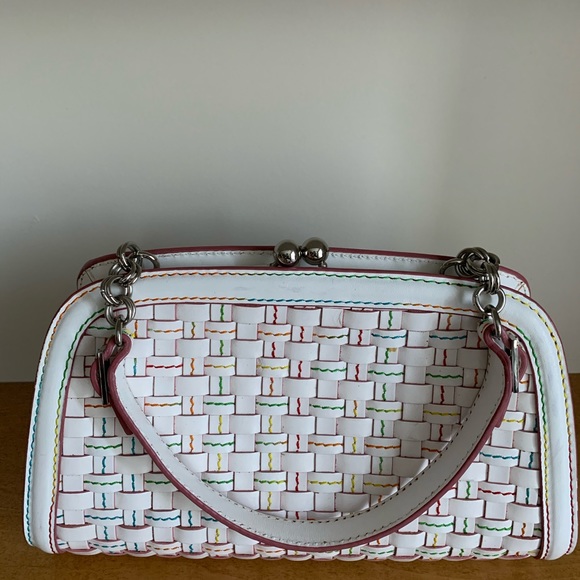 Handbag - Picture 3 of 8